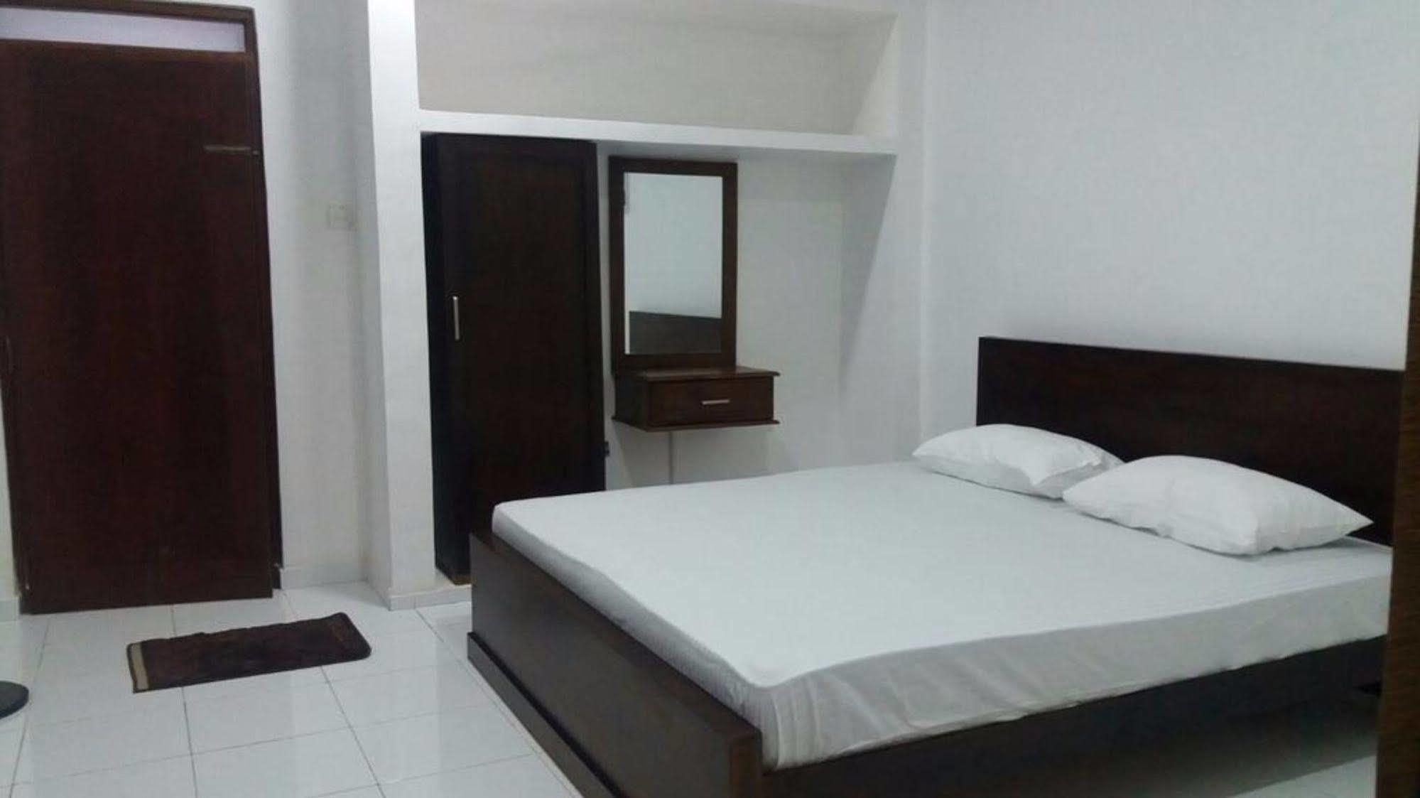 Star City Villa Colombo Extérieur photo